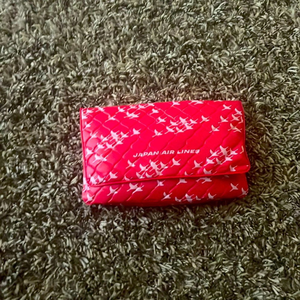 Japan Airlines Pouch